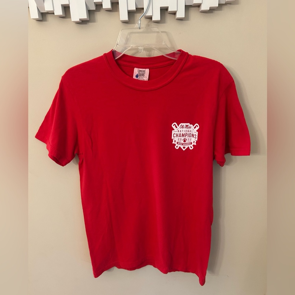 NWT ~ Ole Miss Baseball National Champions Comfort Colors T-shirt ⭐️REDUCED⭐️